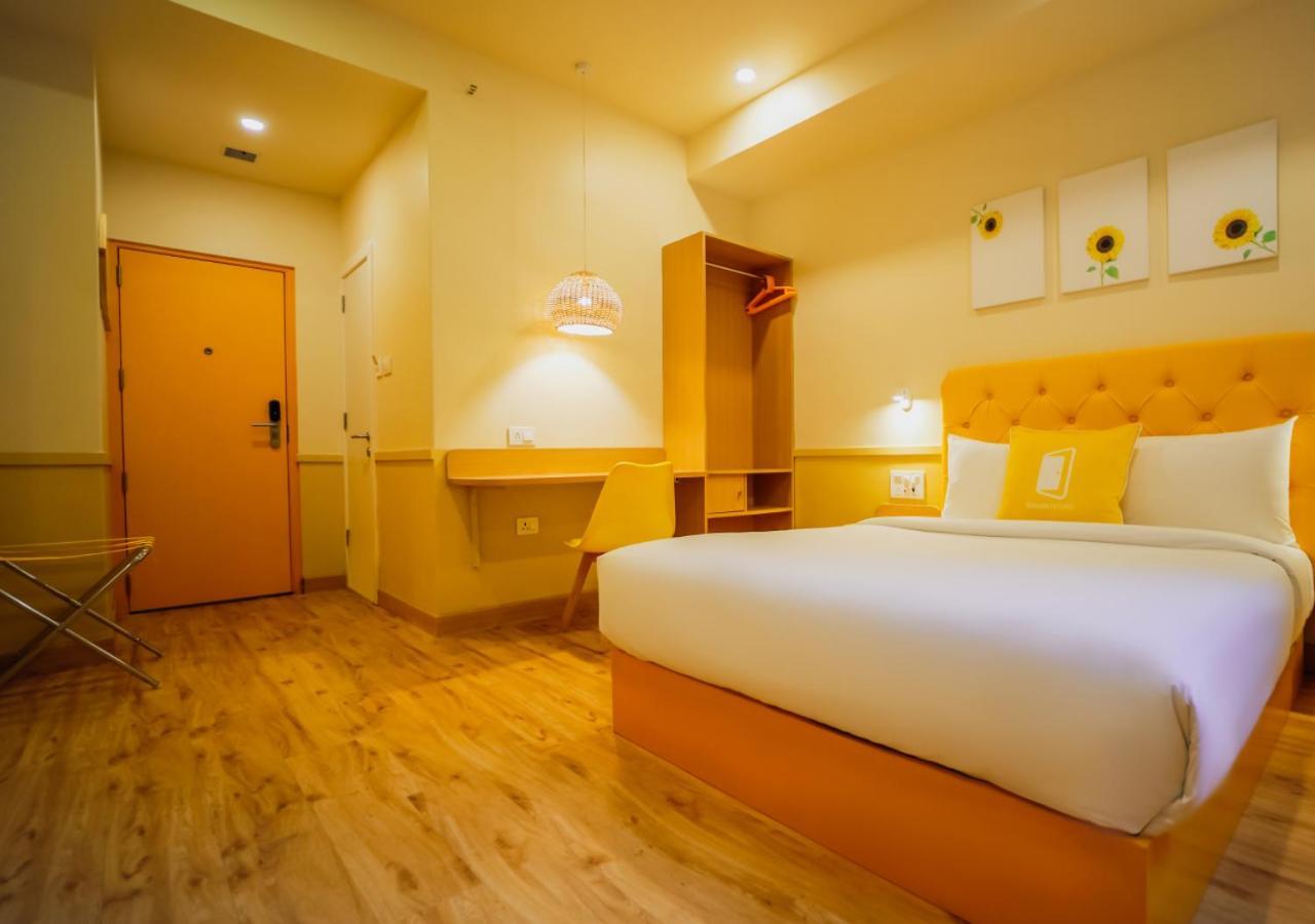 Bloom Hotel - Worli South Mumbai Exterior photo